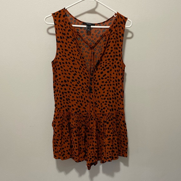 Forever 21 size small burnt orange animal print romper - Picture 1 of 2
